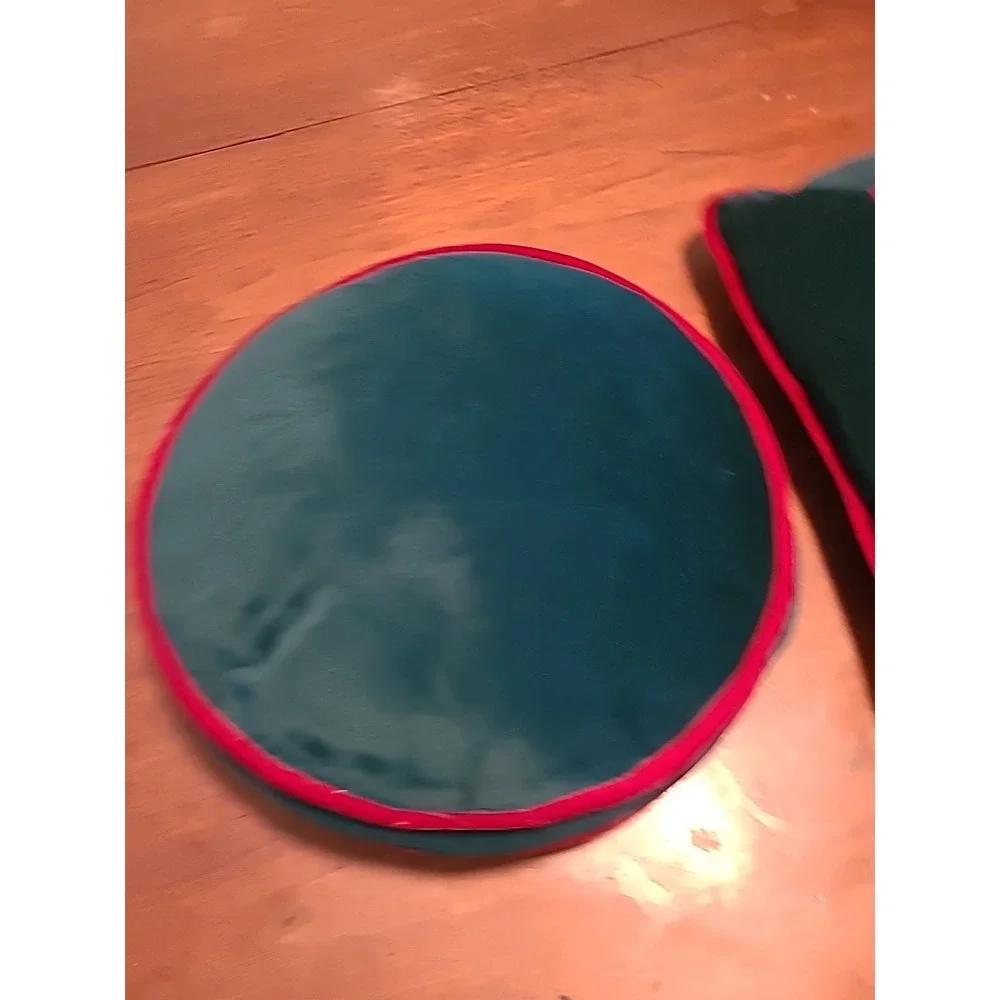 Christmas Velvet Throw Pillows 2 Snowman Christmas Tree Red‎ Green Holiday
